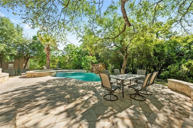 Building Photo - 3205 Rustic River Cove