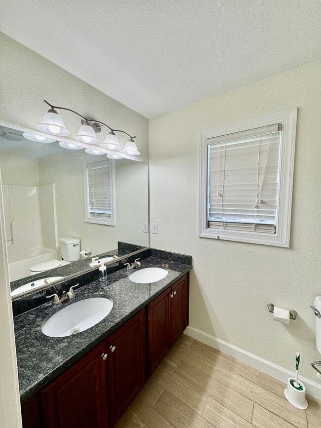Building Photo - Welcome Home to Comfort and Convenience!