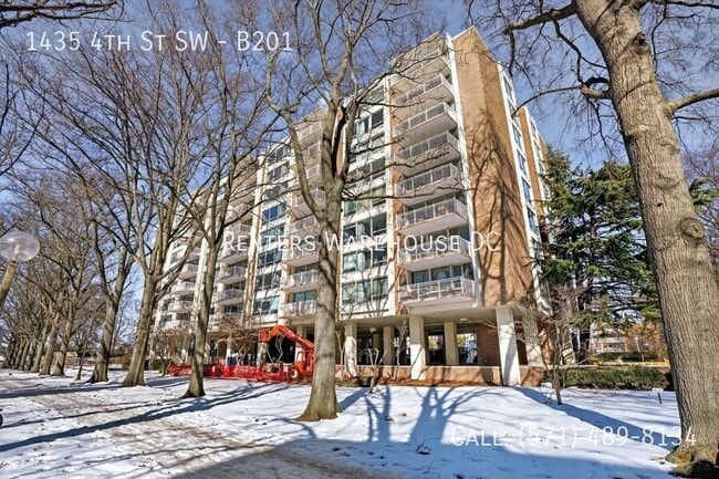 Building Photo - 1435 4th St SW