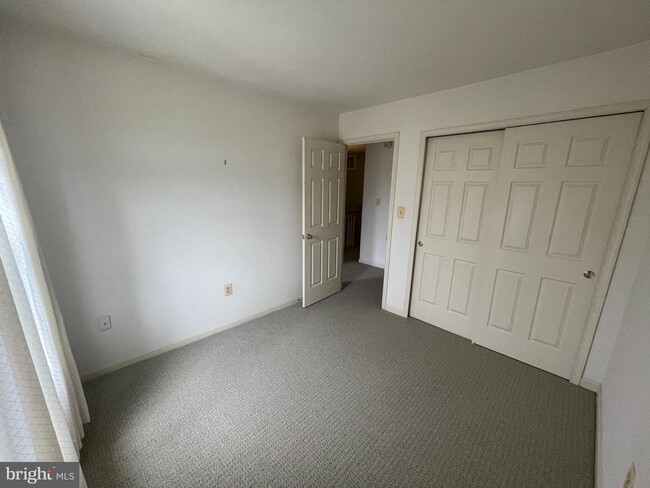 Building Photo - 11303 Kings Crest Ct