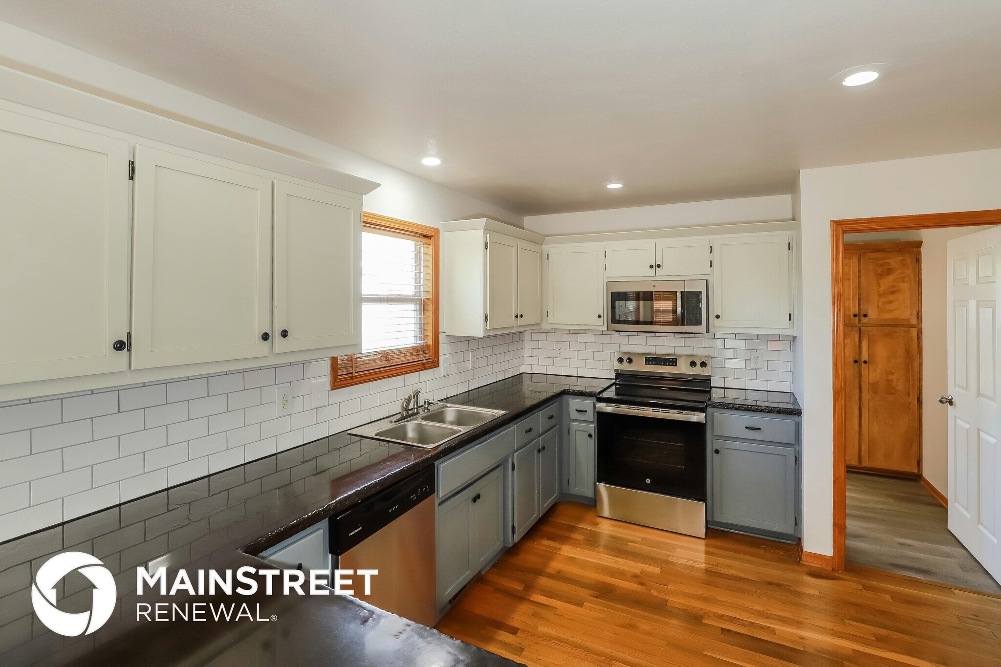 Building Photo - 1101 Melody Ct