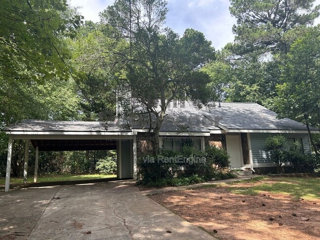 Building Photo - 161 Sterling Ridge Dr