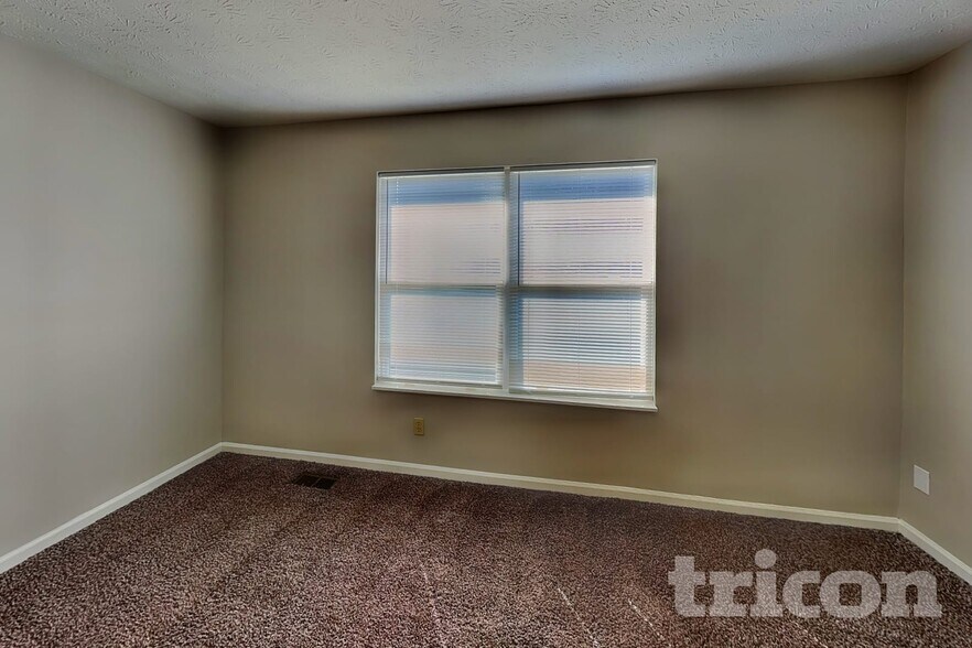 Building Photo - 1809 Woodstream Ct