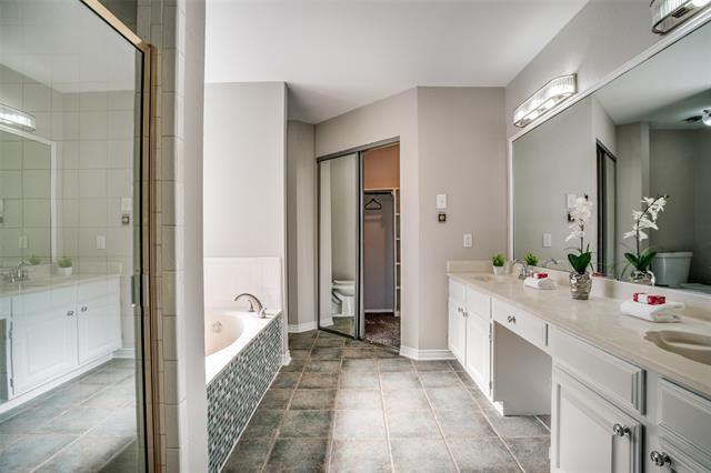 Building Photo - 800 Ridgemont Dr