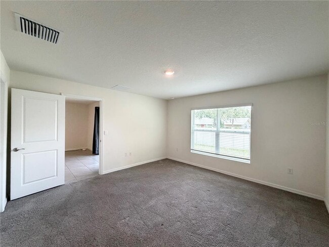 Building Photo - 31031 Silver Stage Dr