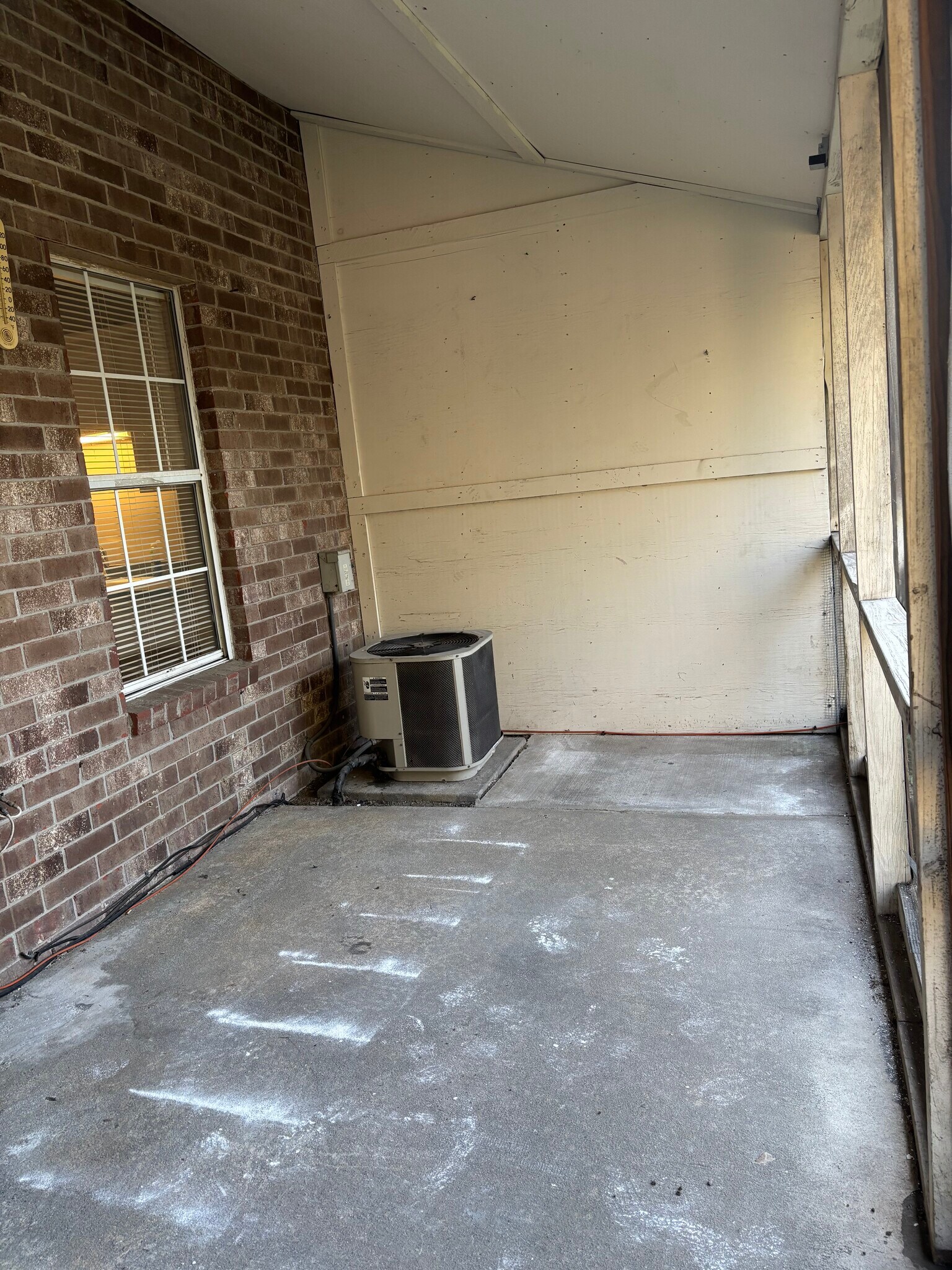 Building Photo - 2040 Rondo St
