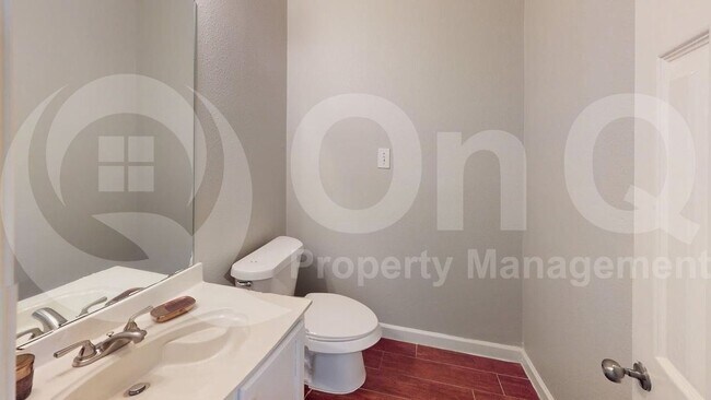 Building Photo - 4032 Guthrie Dr
