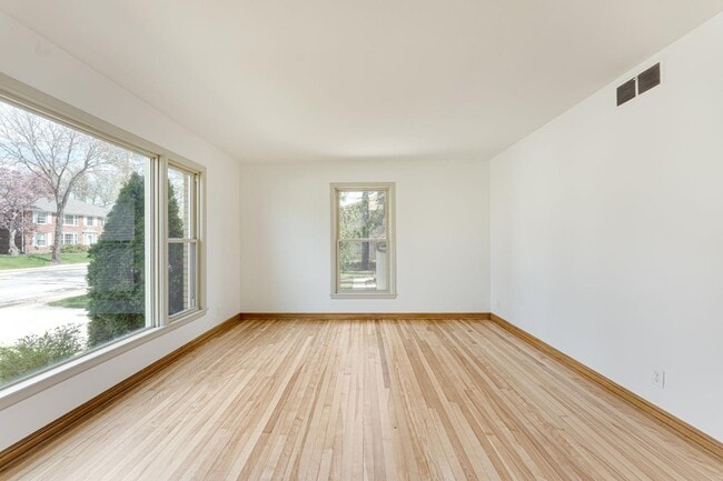 Building Photo - 8201 W North Ave