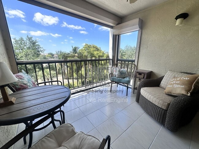 Building Photo - 2121 Collier Ave