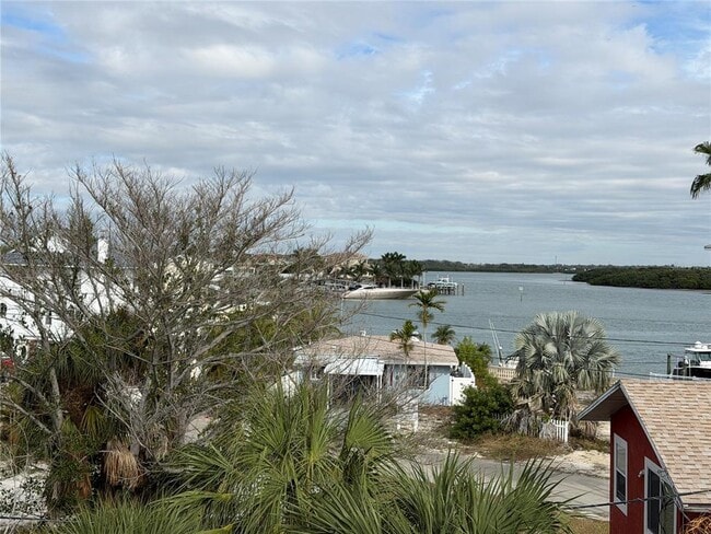 Building Photo - 13117 4th St E