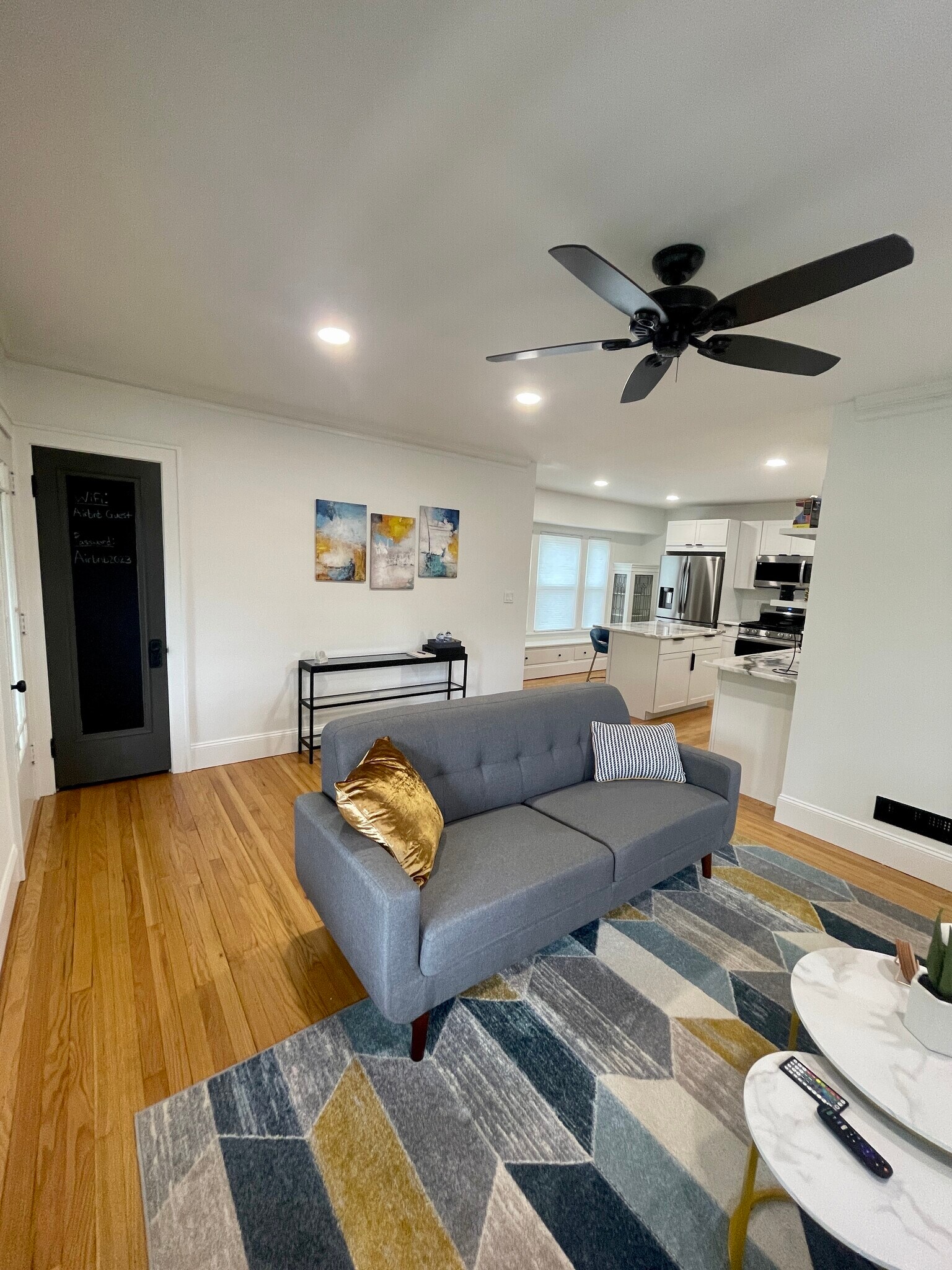 Building Photo - 3888 W 157th St