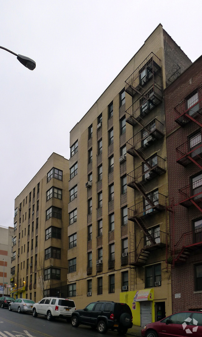 Building Photo - 124 E 176th St