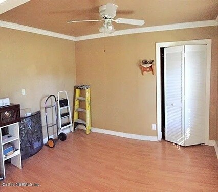 Building Photo - 460 S US Highway 17