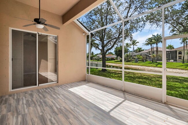 Building Photo - 12372 Cascades Pointe Dr
