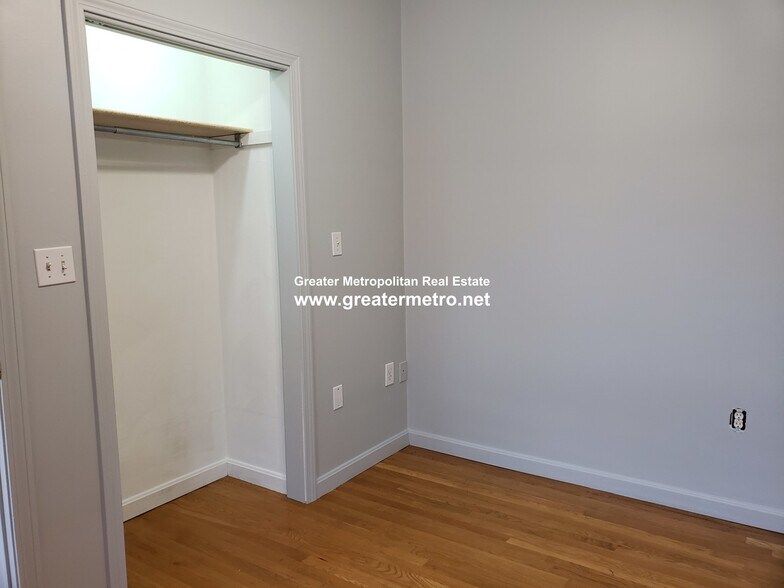 Building Photo - 40 N Bennet St