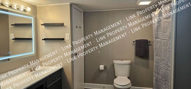 Building Photo - COMING SOON!  RENT TO OWN!  Renovated 3 Be...