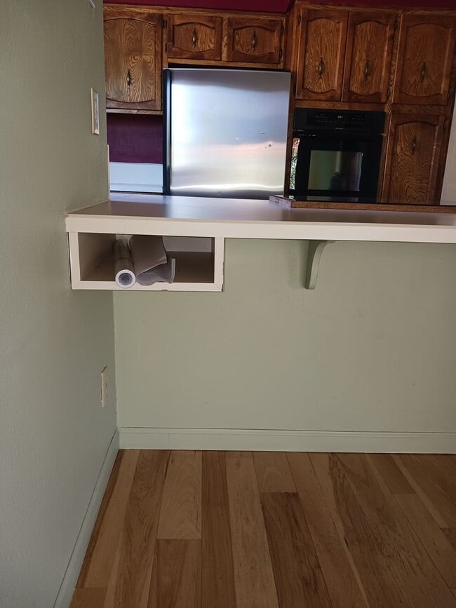 Building Photo - 708 Highland Dr