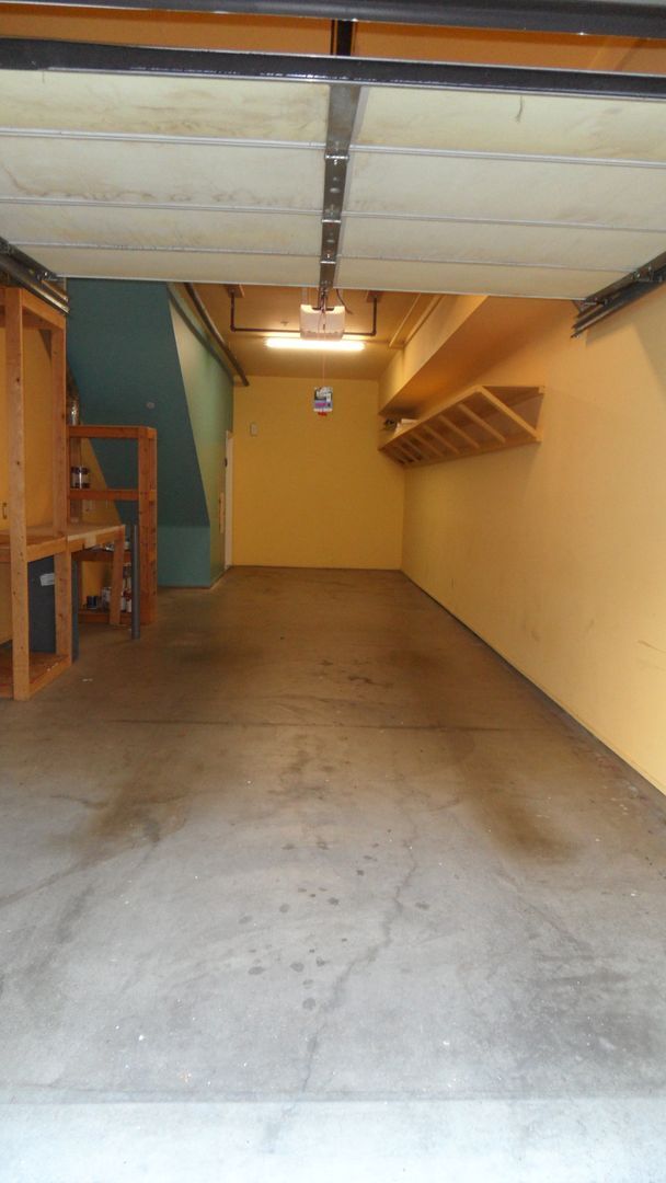 Building Photo - Office Space Living 2 BR 2.5 BA Attached 2 Car Garage