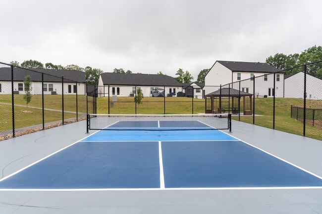 Building Photo - 4016 Cedar Fls Ln