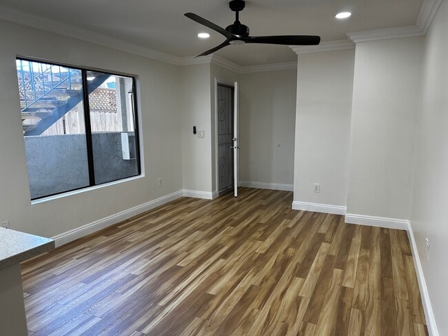 Building Photo - 1463 Essex St