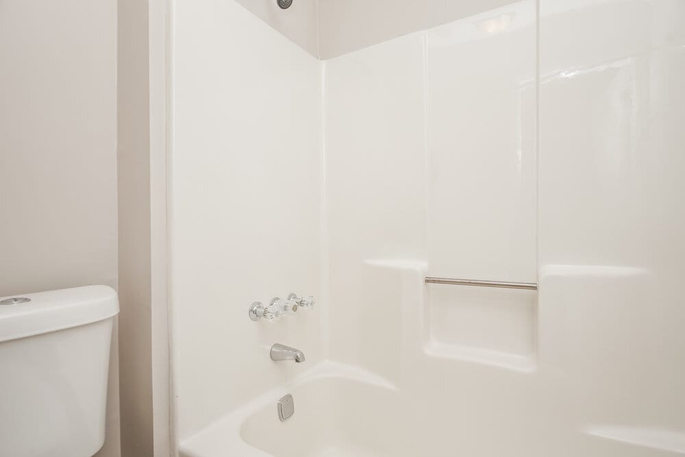 Building Photo - 2405 Glynn Oaks Ct SW