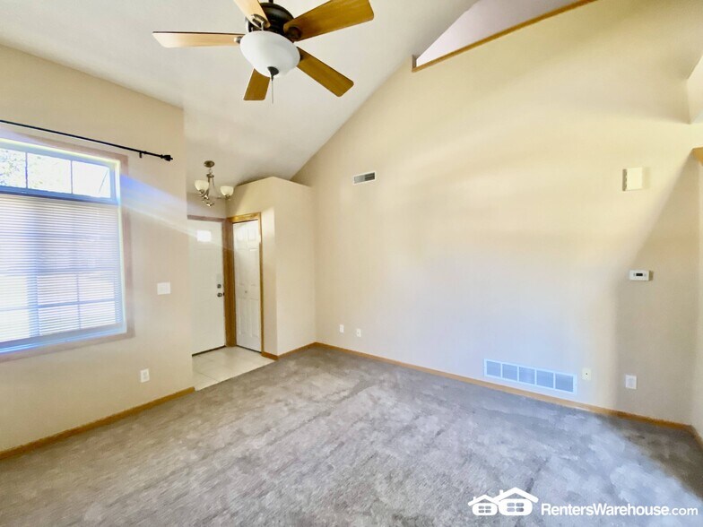 Building Photo - 3701 Brook Ridge Ct