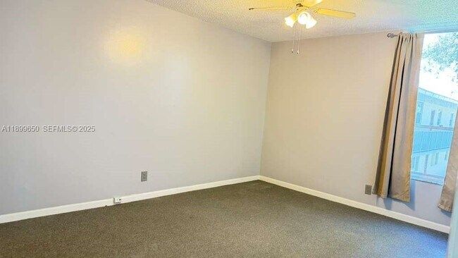 Building Photo - 7175 Orange Dr