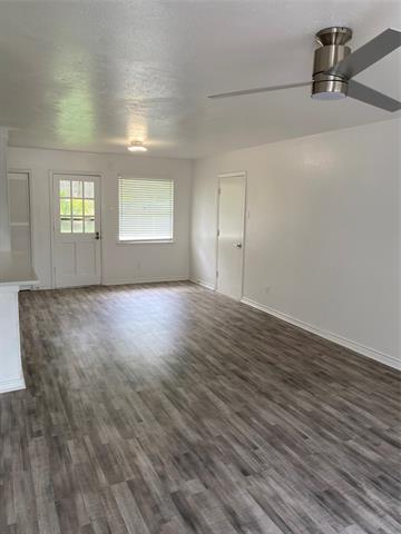 Building Photo - 2942 Candlewick Ln