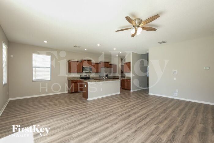 Building Photo - 10833 Kirkwall Port Dr