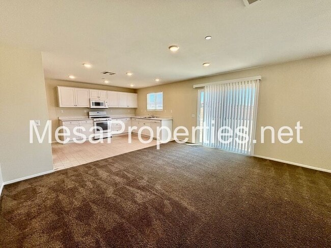 Building Photo - 15877 Cordova Rd