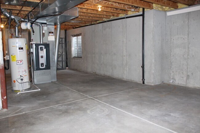 Building Photo - Beautiful 3 BR/2 1/2 BA Home in Highlands Ranch!