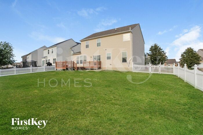 Building Photo - 7873 Healy Dr