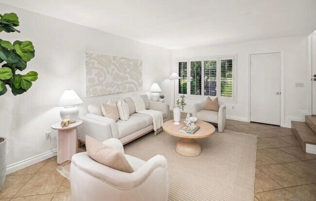 Building Photo - 2464 Caminito Ocean Cove