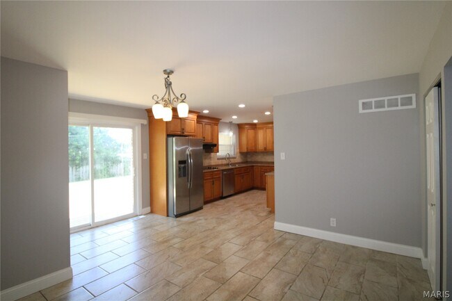 Building Photo - 12533 Starspur Ln