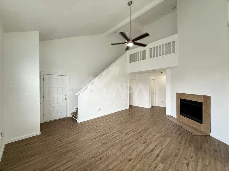 Building Photo - 11510 Hatchet Pass Dr