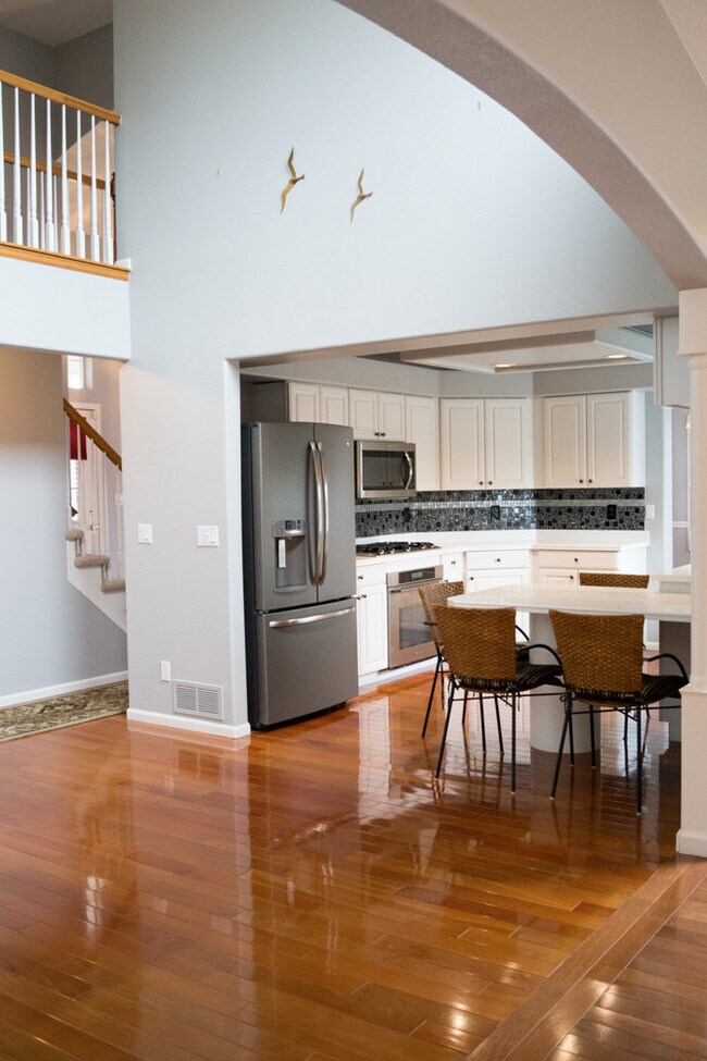 Building Photo - Evolve Real Estate: Available Immediately 3 Bedroom on a Huge Lot Facing Open Space! No Pets.