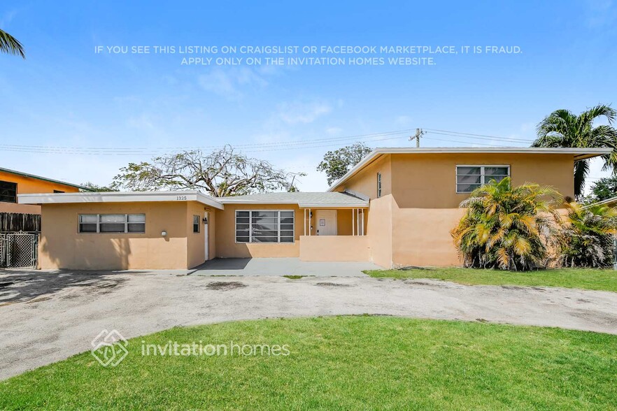 Primary Photo - 1325 NE 200th Terrace