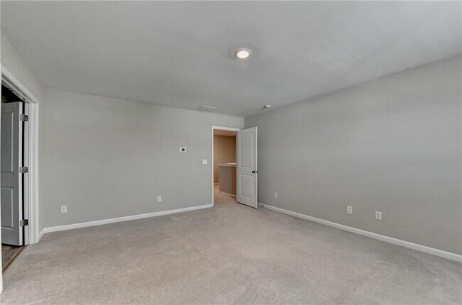 Building Photo - 4335 Magpie Dr