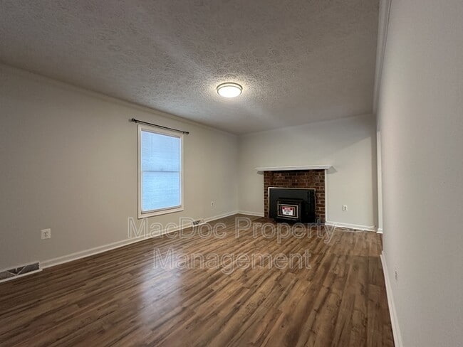 Building Photo - 12235 Pinyon Ln