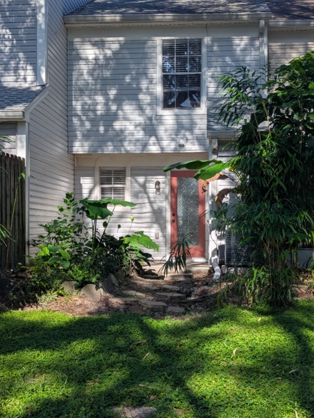 Building Photo - 11313 Stratton Park Dr