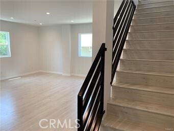 Building Photo - 1141 Irolo St