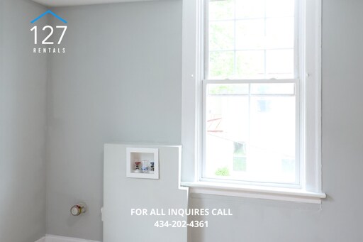 Building Photo - Spacious 2 Bed 1 Bath Unit in Lynchburg