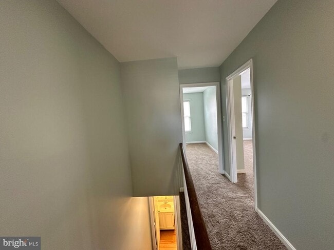 Building Photo - 14781 London Ln