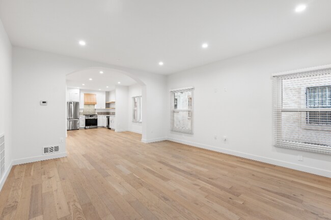 Building Photo - 6511 Orange St