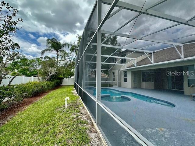 Building Photo - 806 Winder Oaks Dr