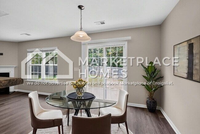 Building Photo - 401 Feather Site Ct