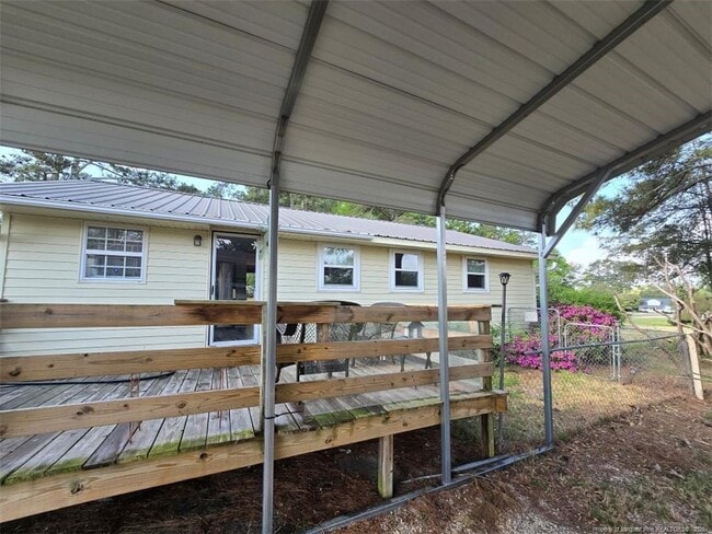 Building Photo - 219 E Clinton St