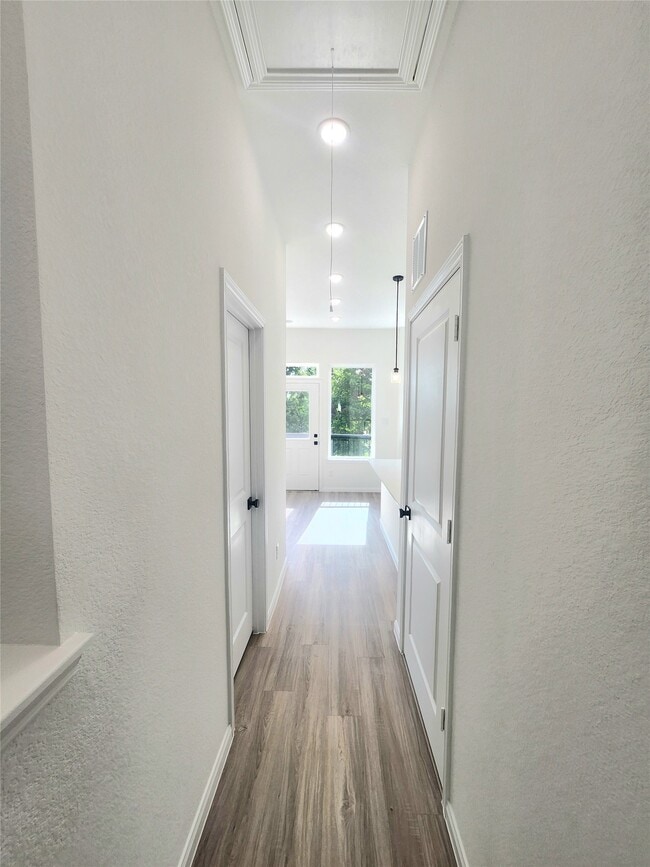 Building Photo - 4713 Mallow St