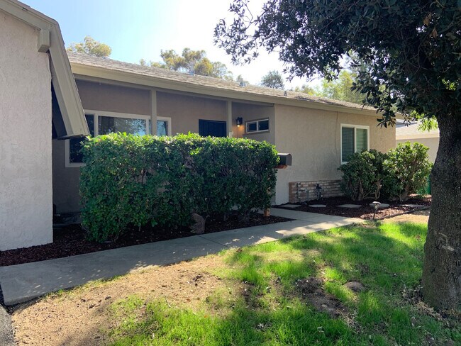 Building Photo - Beautiful 3BR/2BA Home in Santee