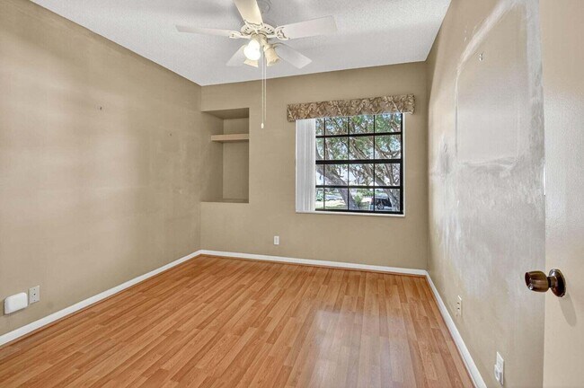 Building Photo - 5414 Venetia Ct